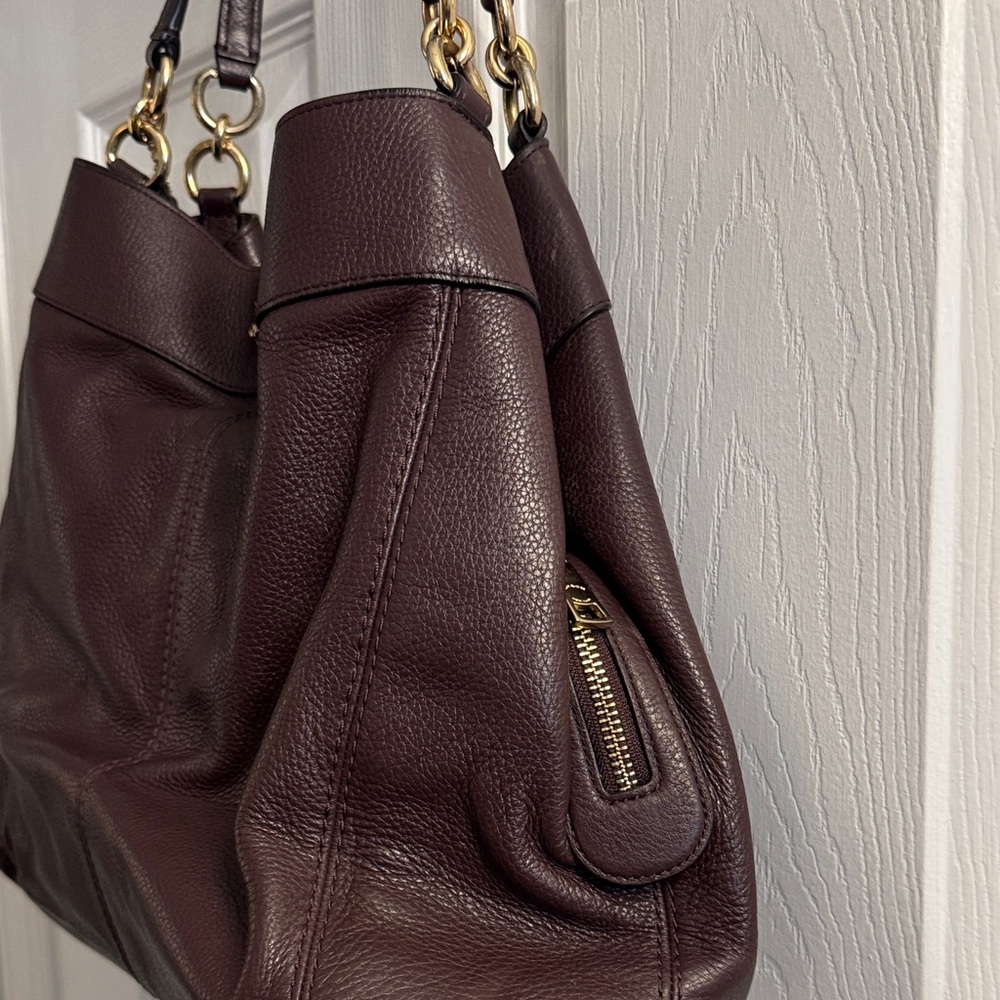 Coach Dark Brown Leather Shoulder Bag with Gold Hardware - Picture 2 of 8